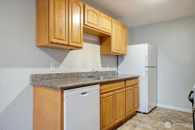 Property photo for 15409 9th Avenue Sw, Burien photo 4