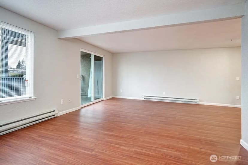 Property photo for 15409 9th Avenue Sw, Burien photo 9