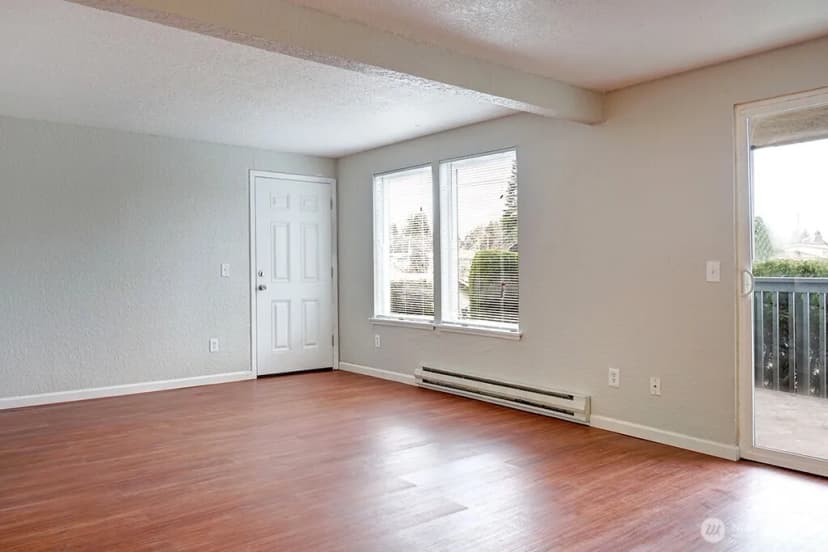 Property photo for 15409 9th Avenue Sw, Burien photo 10