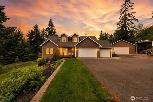 Property photo for 166 Riverscape Road, Kalama