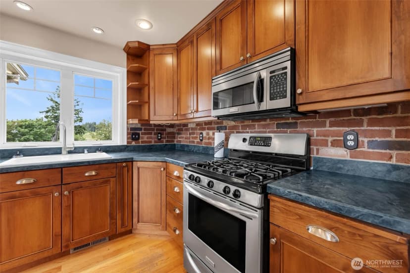 Property photo for 166 Riverscape Road, Kalama photo 6