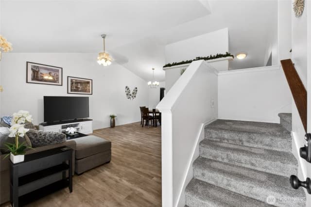 Property photo for 700 Kelsey Lane E, Eatonville photo 5