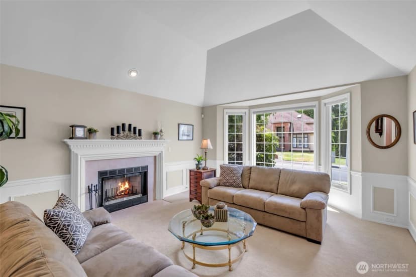 Property photo for 15454 Se 67th Street, Bellevue photo 4