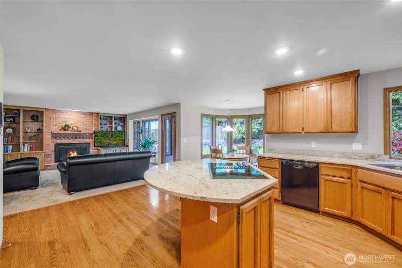 Property photo for 15454 Se 67th Street, Bellevue photo 11