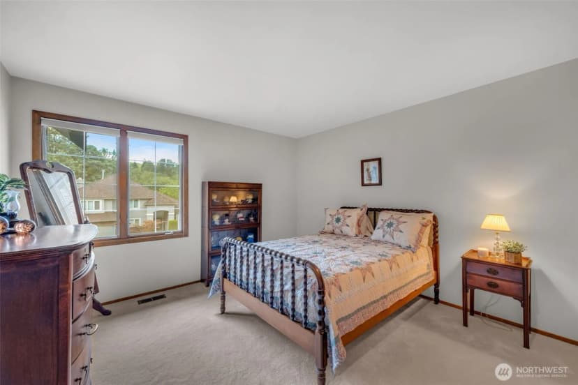 Property photo for 15454 Se 67th Street, Bellevue photo 24