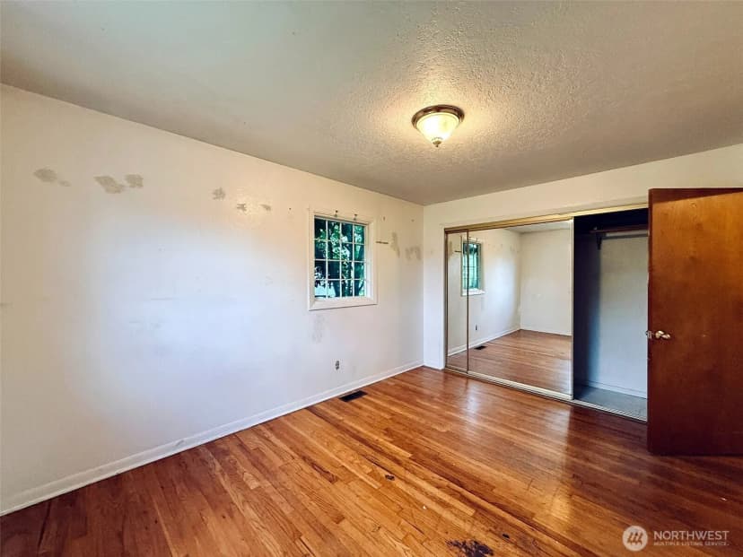 Property photo for 2827 Ocean Beach Highway, Longview photo 17