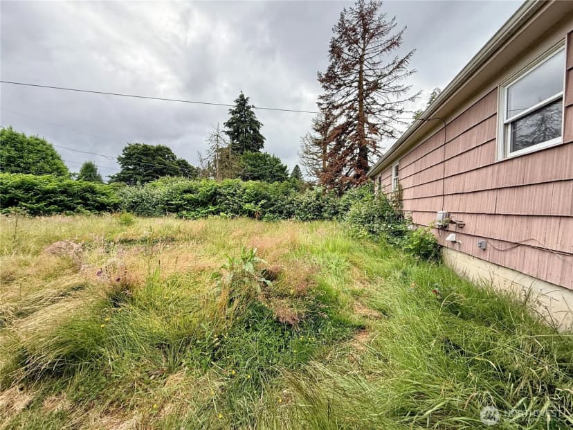 Property photo for 2827 Ocean Beach Highway, Longview photo 37