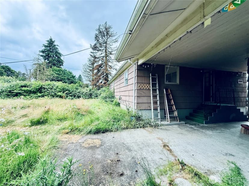 Property photo for 2827 Ocean Beach Highway, Longview photo 36