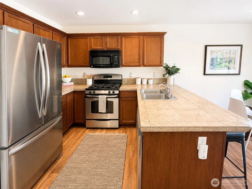 Property photo for 20182 110th Place Se, Kent photo 7