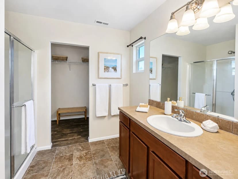 Property photo for 20182 110th Place Se, Kent photo 13