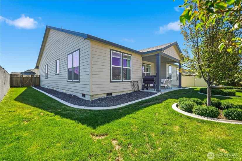 Property photo for 1001 Redmond Avenue, Quincy photo 34