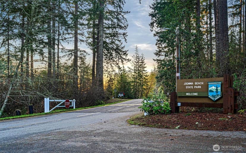 Property photo for 45 Whiteman Road Sw, Lakebay photo 3
