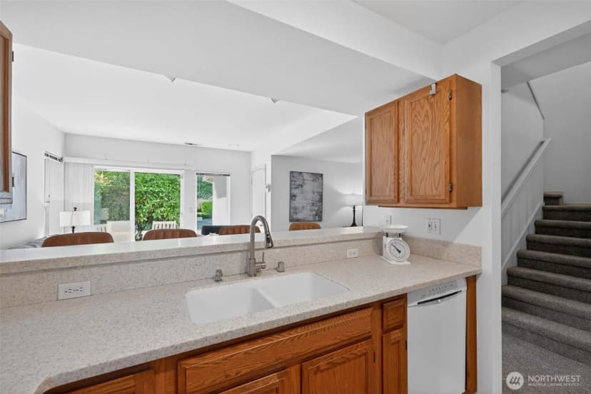 Property photo for 11510 Maple Court, Mukilteo photo 25
