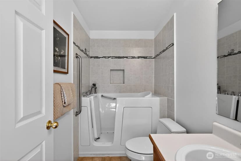 Property photo for 11510 Maple Court, Mukilteo photo 30