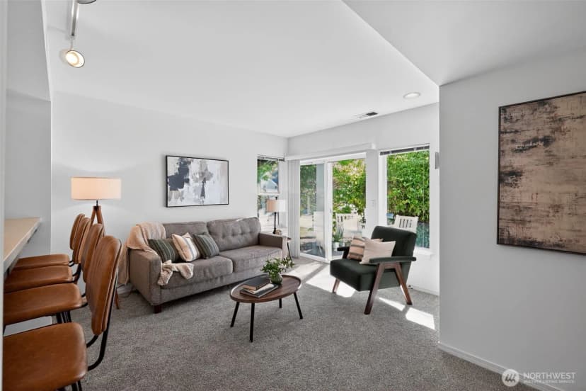 Property photo for 11510 Maple Court, Mukilteo photo 8