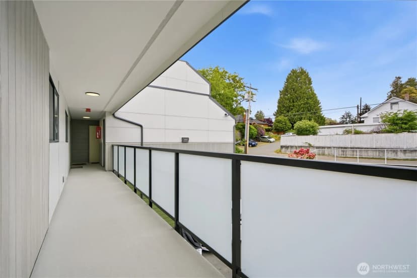 Property photo for 9558 Greenwood Avenue N #309, Seattle photo 12