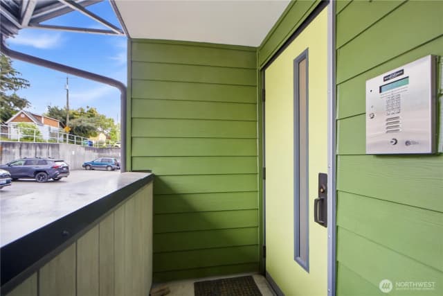 Property photo for 9558 Greenwood Avenue N #309, Seattle photo 3