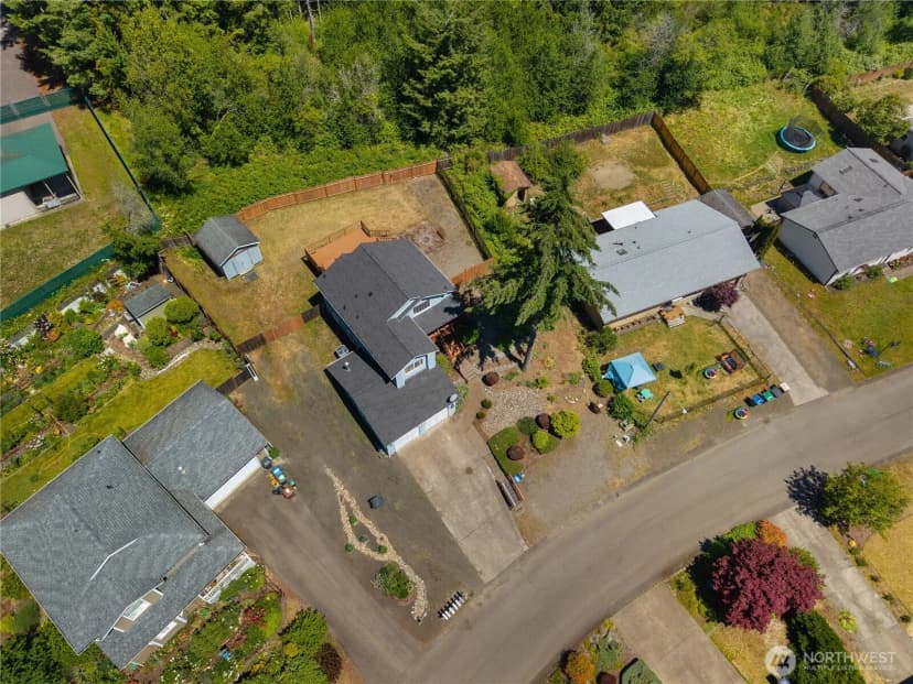 Property photo for 1426 Wingwood Place, Shelton photo 28