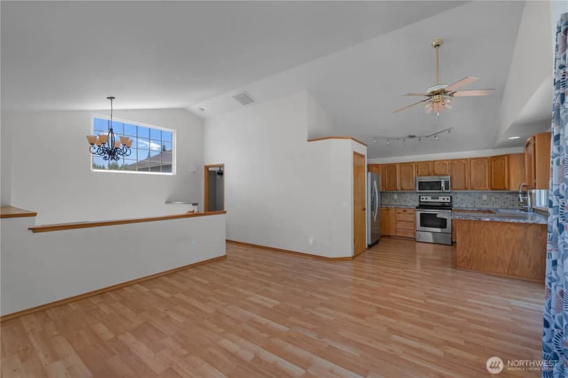 Property photo for 1426 Wingwood Place, Shelton photo 4