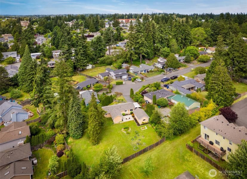 Property photo for 2524 200th Place Sw, Lynnwood photo 22