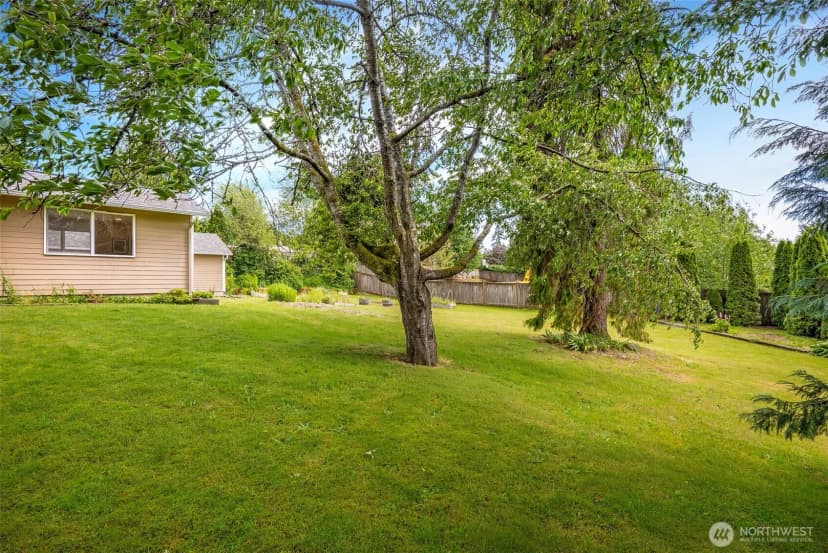 Property photo for 2524 200th Place Sw, Lynnwood photo 18
