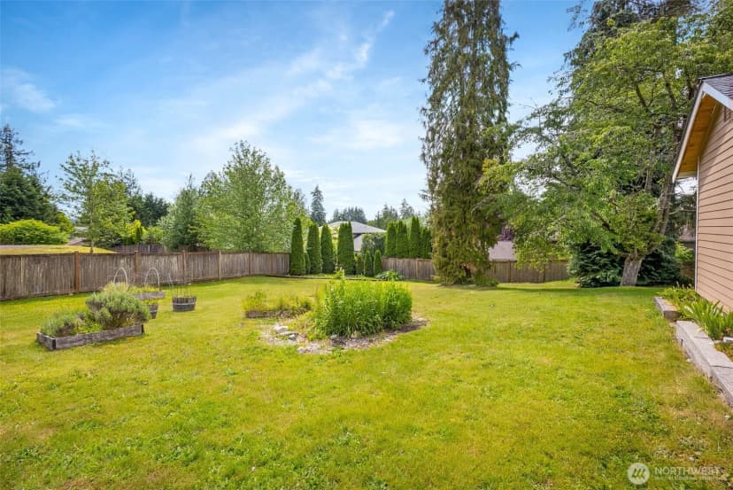 Property photo for 2524 200th Place Sw, Lynnwood photo 16