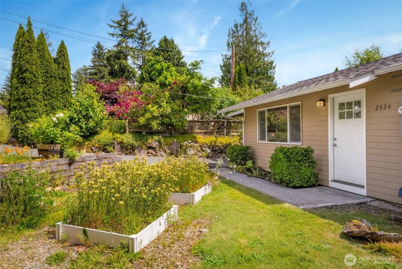 Property photo for 2524 200th Place Sw, Lynnwood photo 28