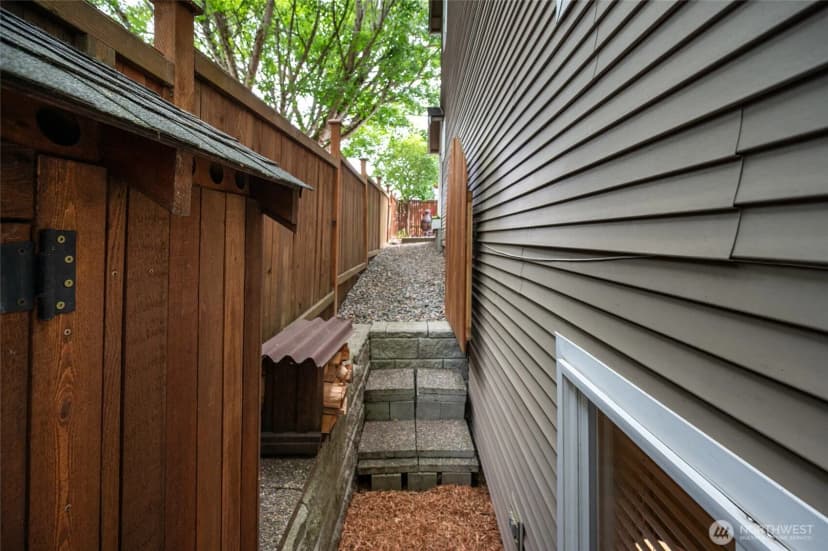 Property photo for 2801 Nw 85th Street, Seattle photo 22