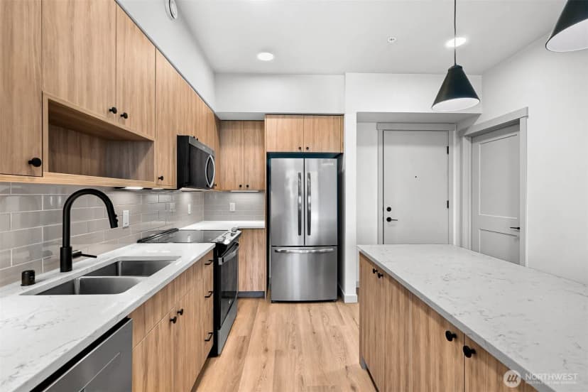 Property photo for 820 N State Street #614, Bellingham photo 11