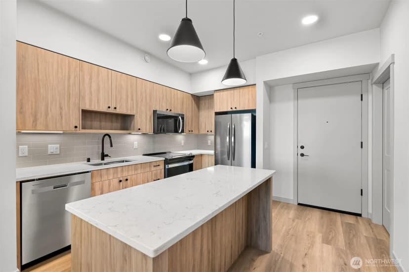 Property photo for 820 N State Street #614, Bellingham photo 10