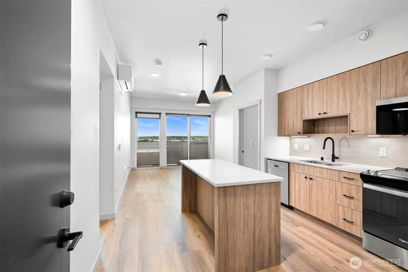 Property photo for 820 N State Street #614, Bellingham photo 13