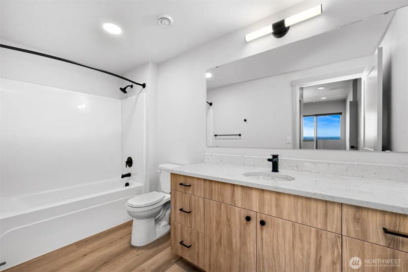 Property photo for 820 N State Street #614, Bellingham photo 25