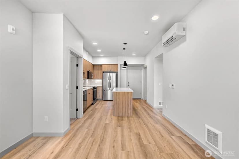 Property photo for 820 N State Street #614, Bellingham photo 3
