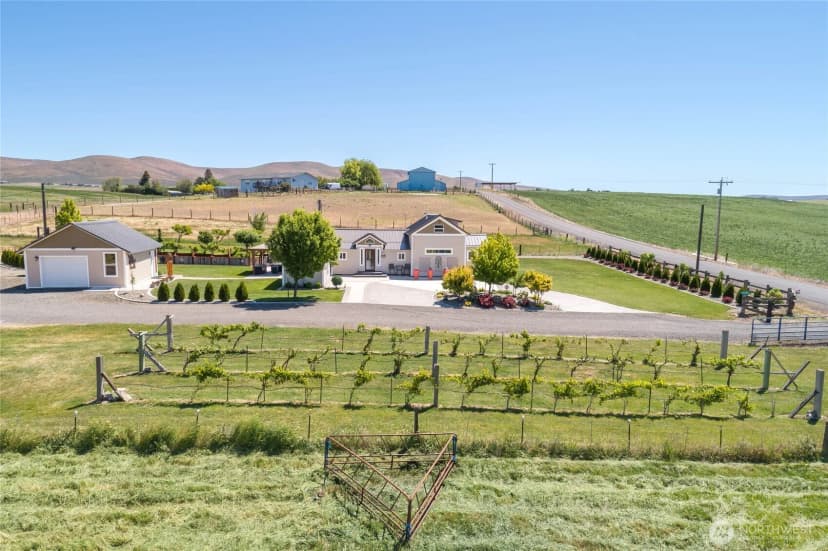 Property photo for 401 Morrison Road, Ellensburg photo 4