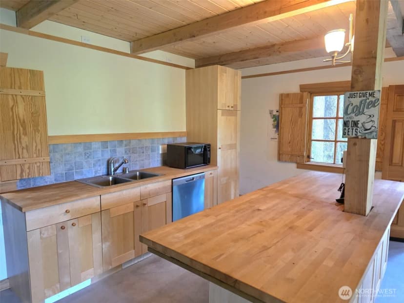 Property photo for 17743 Clear Lake Boulevard Se, Yelm photo 8
