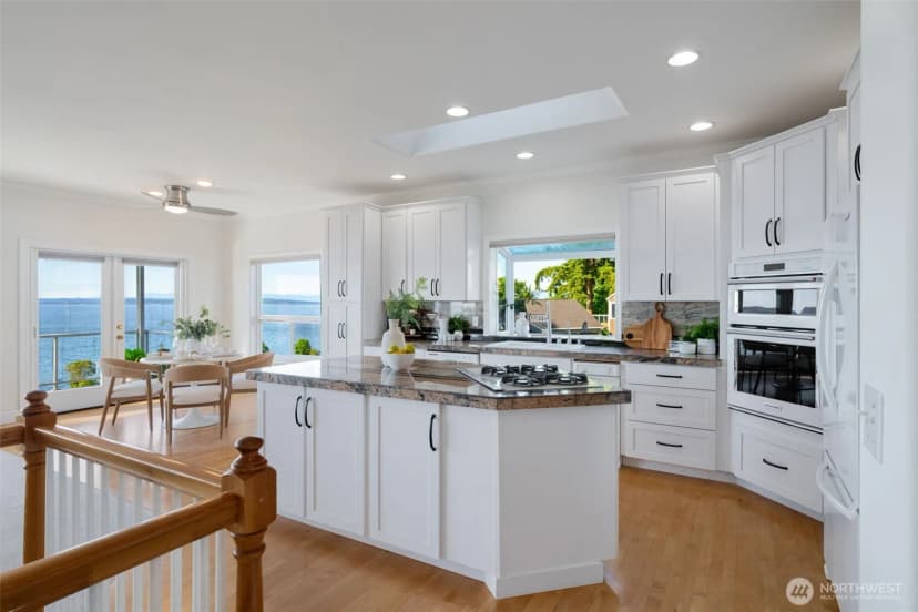 Property photo for 1124 2nd Street, Mukilteo photo 13