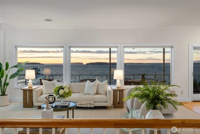 Property photo for 1124 2nd Street, Mukilteo