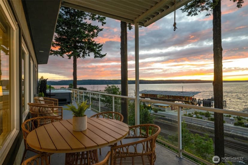 Property photo for 1124 2nd Street, Mukilteo photo 8