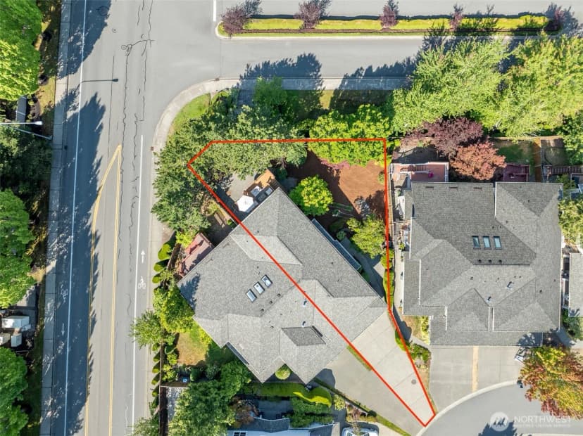 Property photo for 23901 Se 7th Lane, Sammamish photo 33