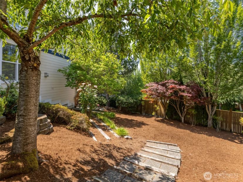 Property photo for 23901 Se 7th Lane, Sammamish photo 29