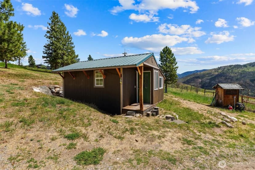 Property photo for Address withheld, Winthrop photo 32