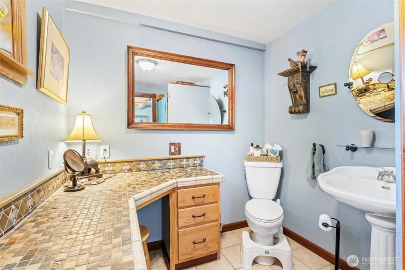 Property photo for Address withheld, Winthrop photo 15