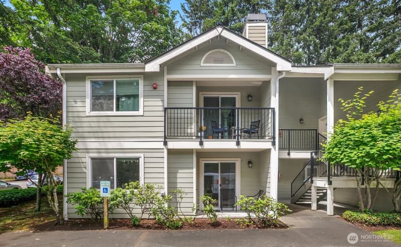 Property photo for 6525 200th Street Sw #101, Lynnwood photo 10