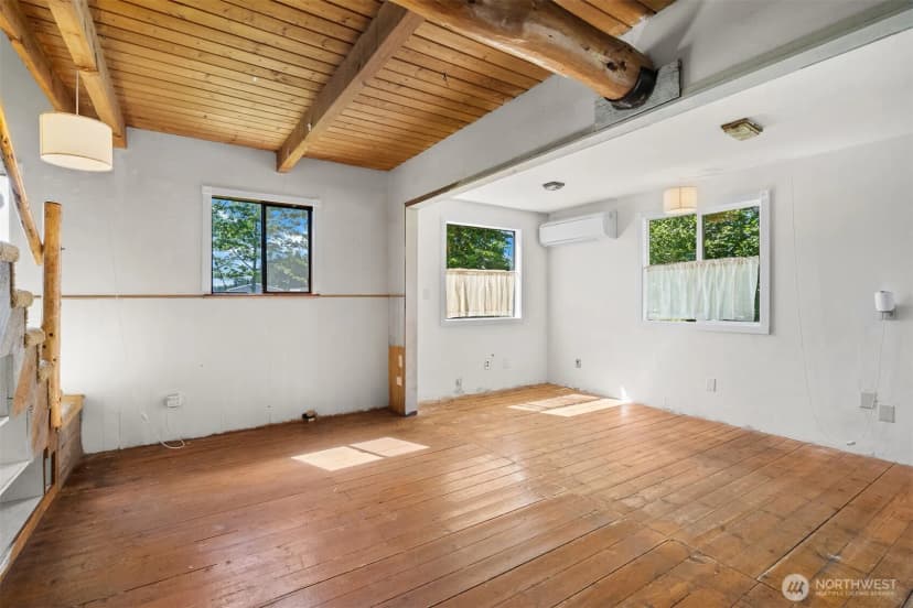 Property photo for 10407 133rd Avenue Se, Rainier photo 8