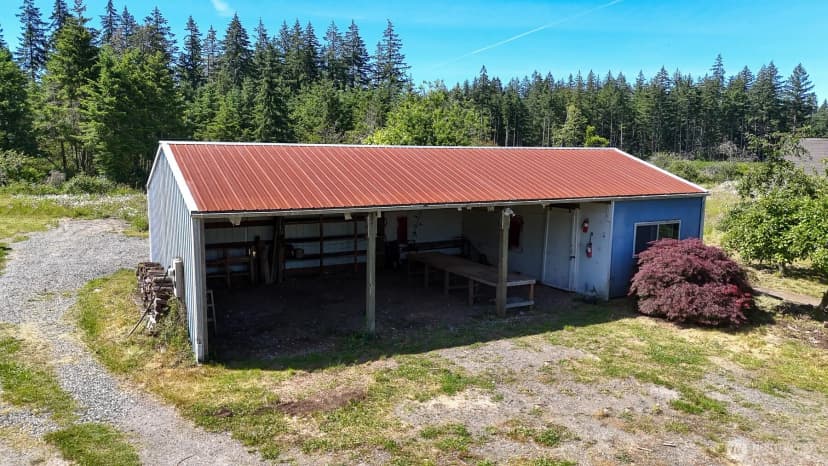 Property photo for 10407 133rd Avenue Se, Rainier photo 22