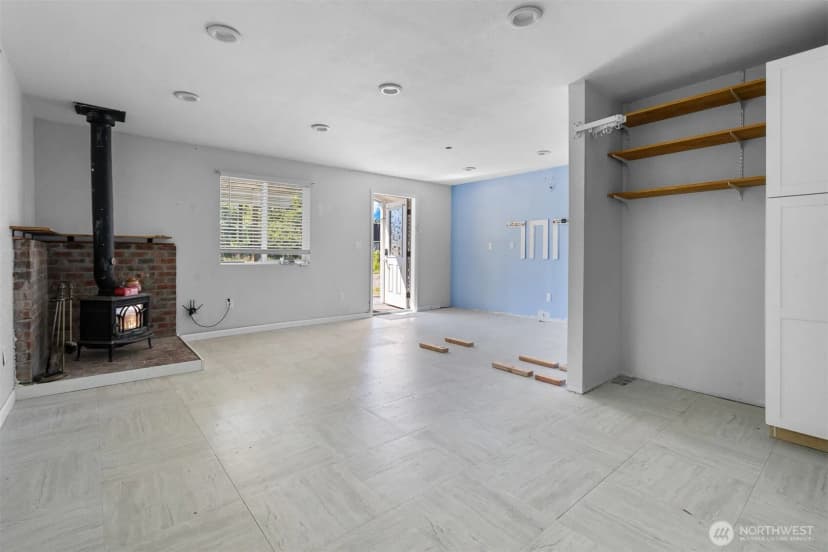 Property photo for 10407 133rd Avenue Se, Rainier photo 30