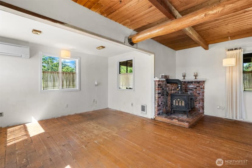 Property photo for 10407 133rd Avenue Se, Rainier photo 7