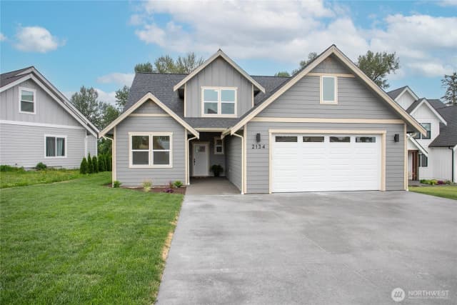 Property photo for 2134 Lagerwey Circle, Lynden