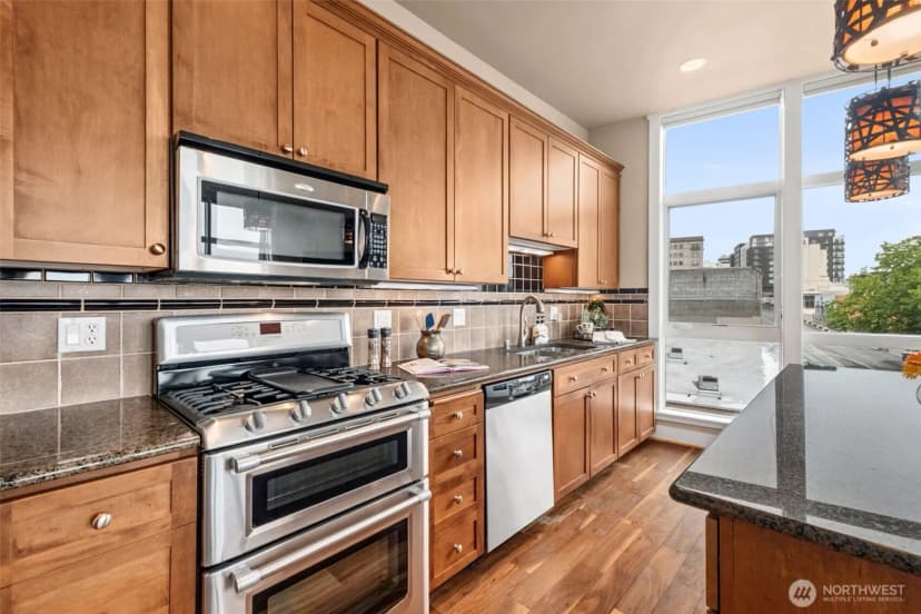 Property photo for 708 Market Street #505, Tacoma photo 7