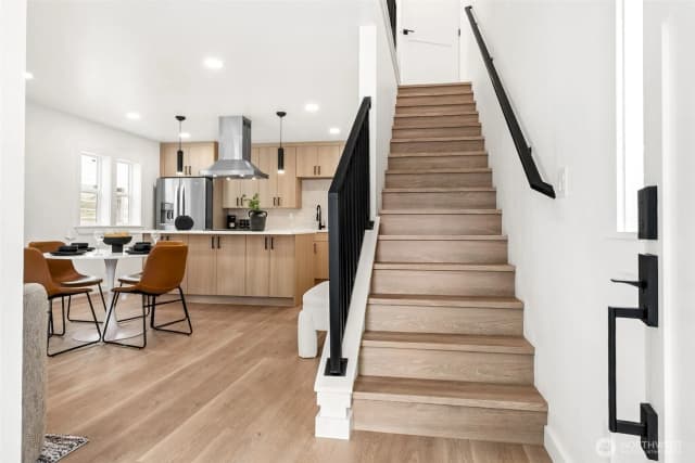 Property photo for 4004 Courtland Place S, Seattle photo 5